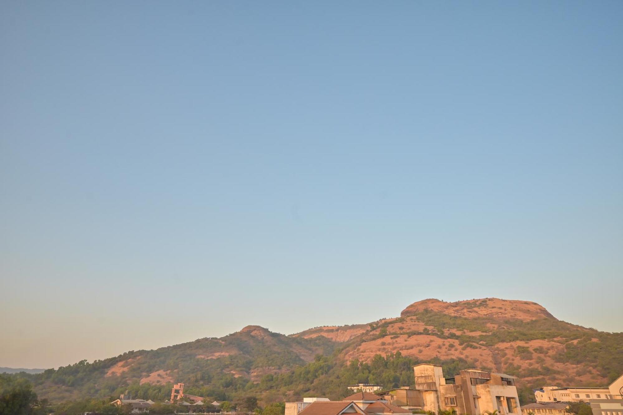 Empyrean Stay Ll 2Bhk Ll Ac Ll Jannat Villa Ll Private Swimming Pool Lonavala Exteriér fotografie